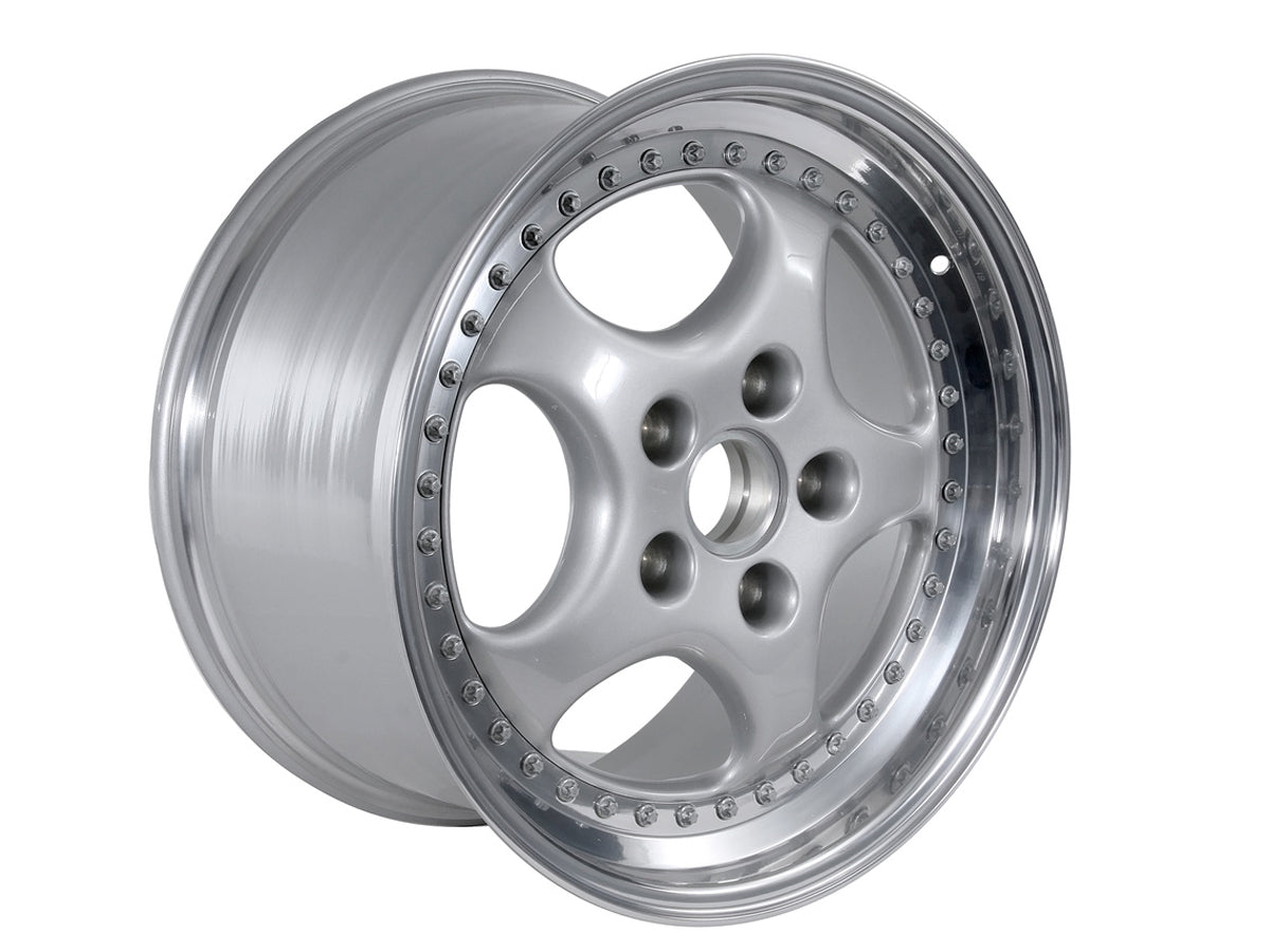 18-Zoll-Leichtmetallrad vorn, Silbermetallic. Porsche 964 Turbo 3.6L