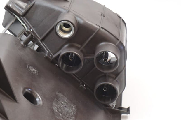 Airbox-Gehäuse Unterteil, Porsche 911 (1974–1977), Ansicht 2
