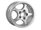 16-Zoll-Cup-Leichtmetallrad hinten, Silbermetallic. Porsche 964 C2 / 964 C4 / 968