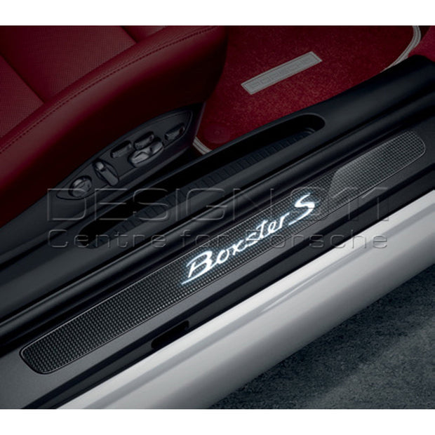 Side sill guards in carbon with logo, illuminated – Porsche Original Part – Porsche 718 Boxster / Cayman