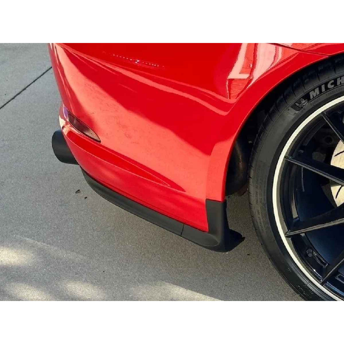 Rear Bumper Splitter. Porsche 991.1 Carrera 4 / Carrera 4S Wide Body