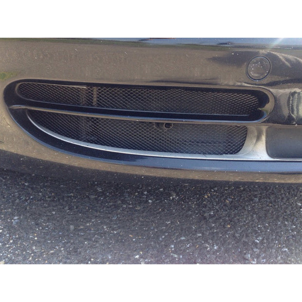 Wire mesh set for side grilles of the front bumper. Porsche 996 Gen 1