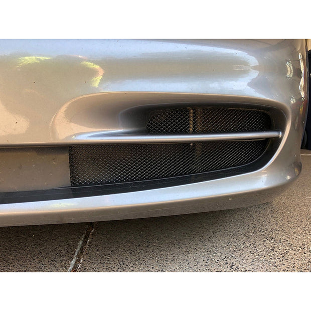 Wire mesh set for front bumper side grilles. Porsche 996 Gen 2