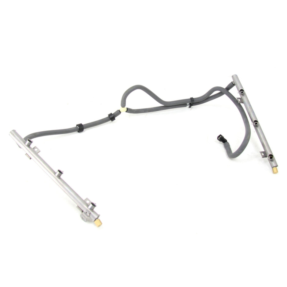 Fuel distribution pipe. Porsche 997.1