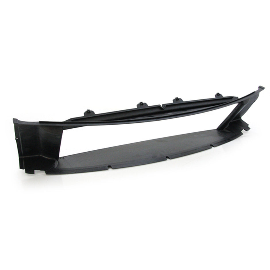 Air duct in the middle radiator grille of the front bumper. Porsche 997.2 Turbo - Porsche Genuine Part