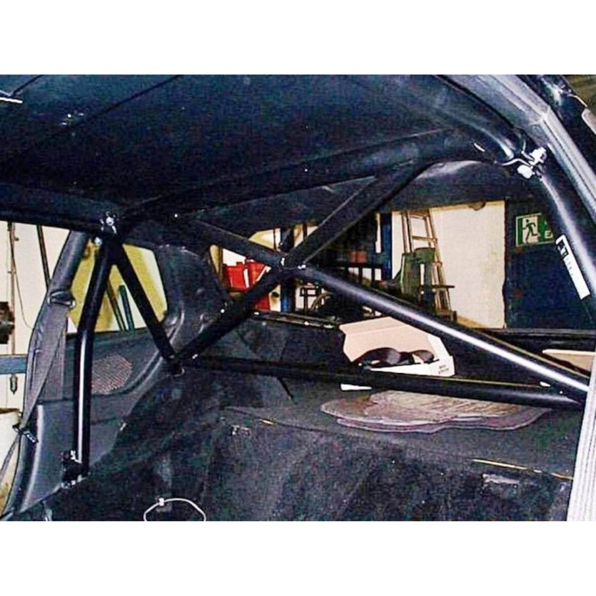 Roll Cage 6-Point Bolt-in with Single Door Bars, with Sunroof | Porsche 968 | OEM / Original Equipment Quality