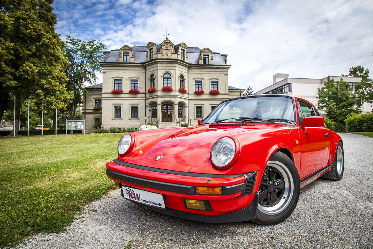 Roter Porsche 911 G-Modell