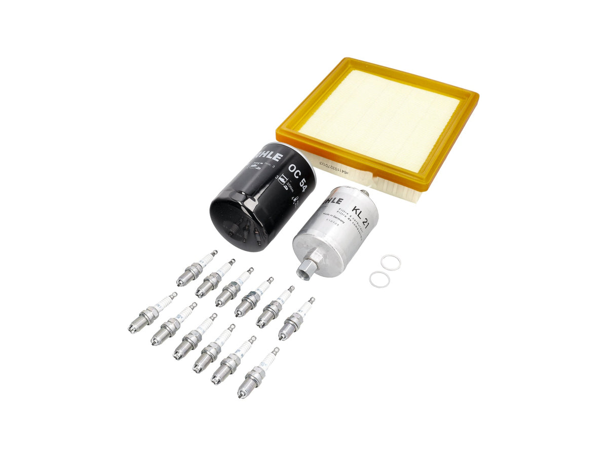 Lieferumfang Service-Kit Porsche 964 Carrera mit Ölfilter, Kraftstofffilter, Luftfilter, zwölf Zündkerzen und Dichtringen